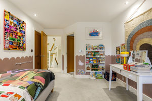 Bedroom- click for photo gallery